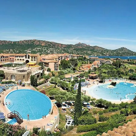 Apartment Apt At 2 Steps From The Sea With Pool *